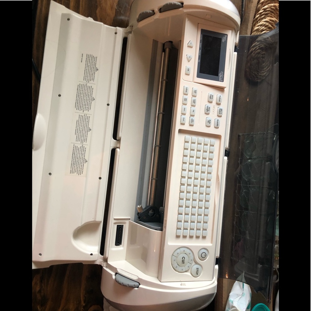 Cricut expression-